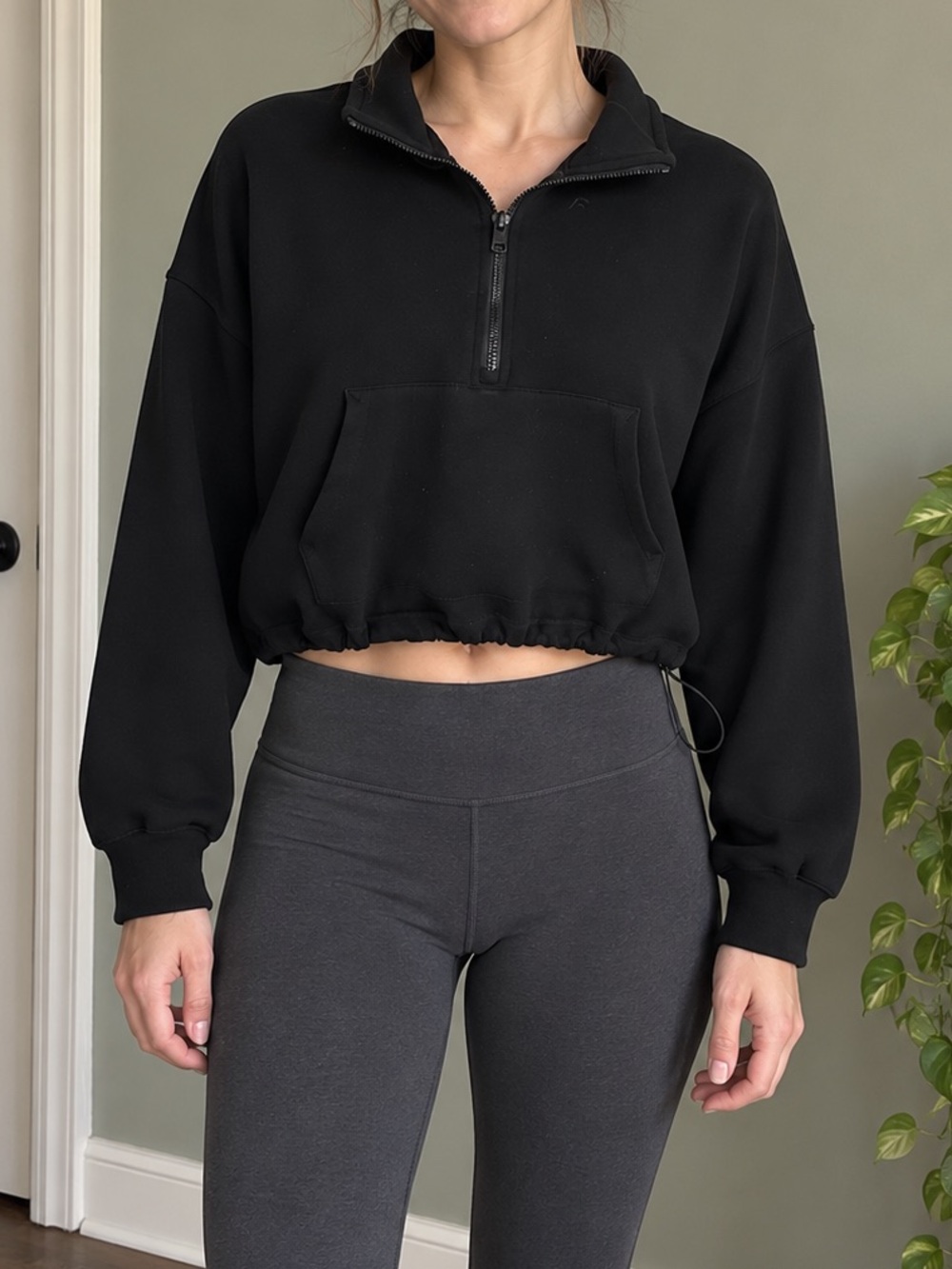 90 Degree By Reflex Black Cropped Quarter-Zip Pullover